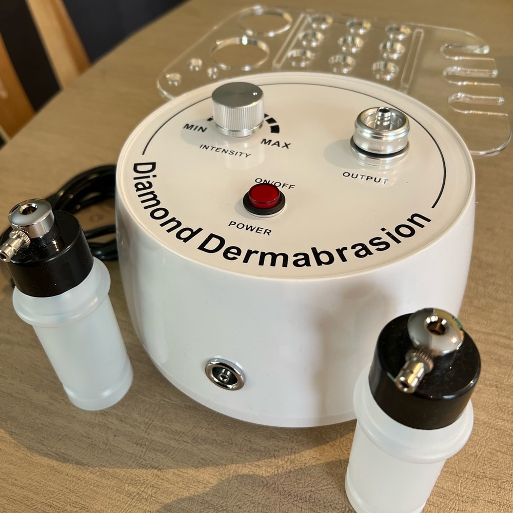 Microdermabrasion diamond machine